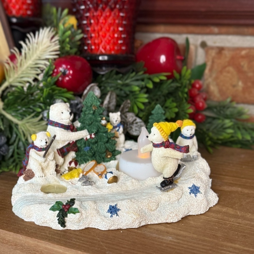 Pfaltzgraff Snow Bear Collection Polar Bear Holiday Decoration with Tealight
